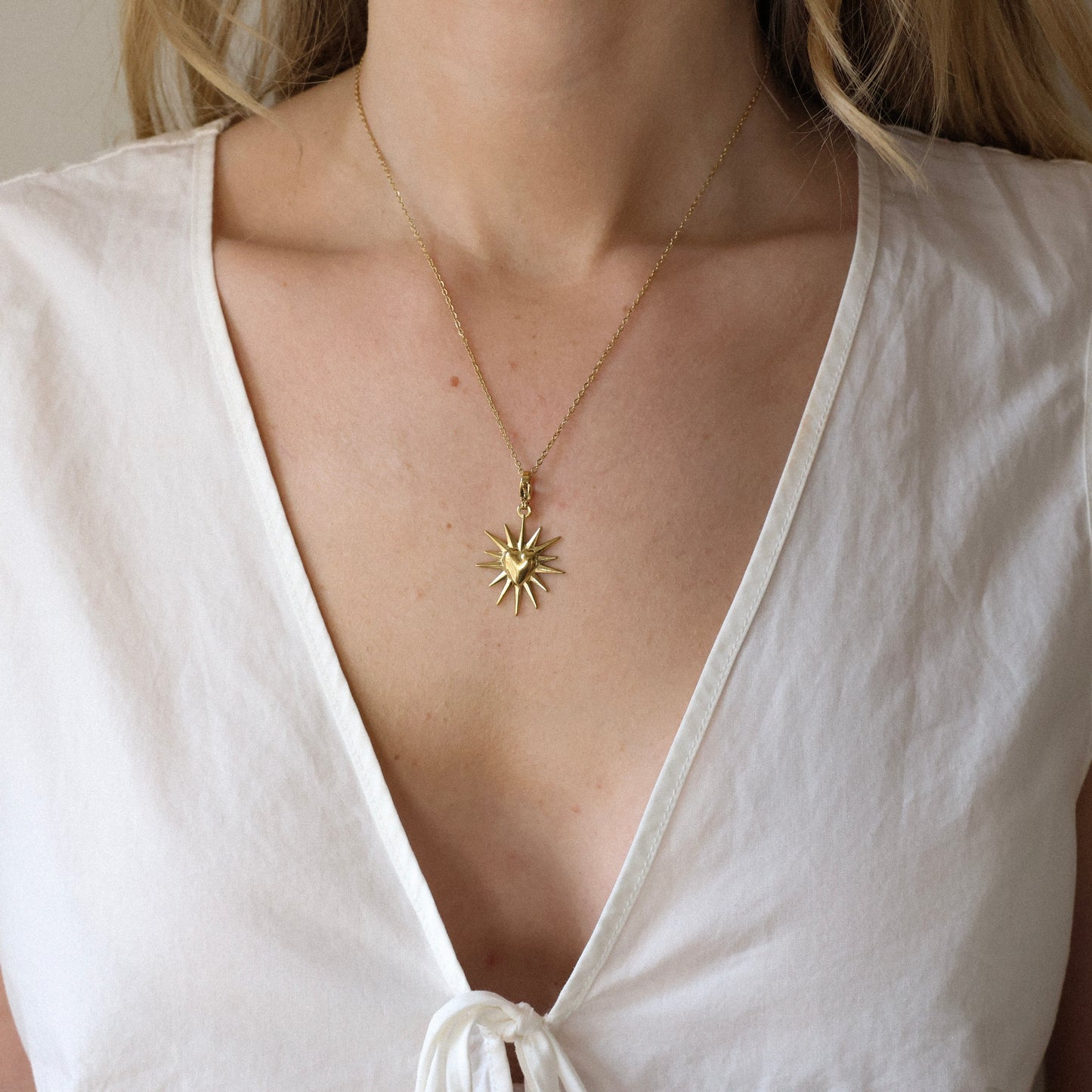 Bursting Love Charm