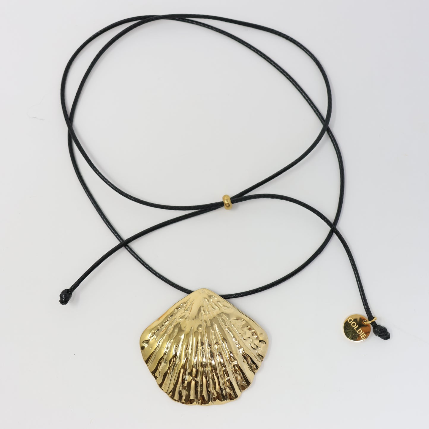 Shelly Cord Necklace