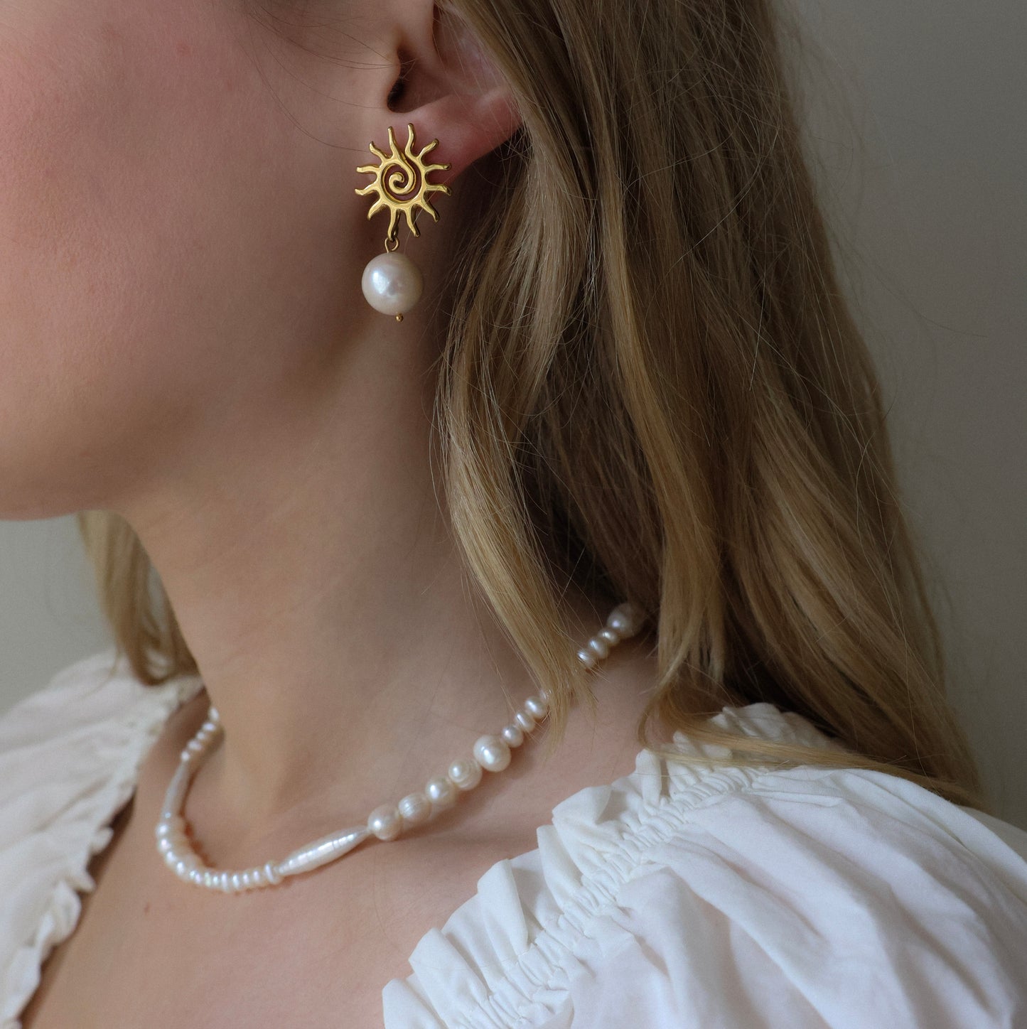 Spiral Sun Pearl Studs