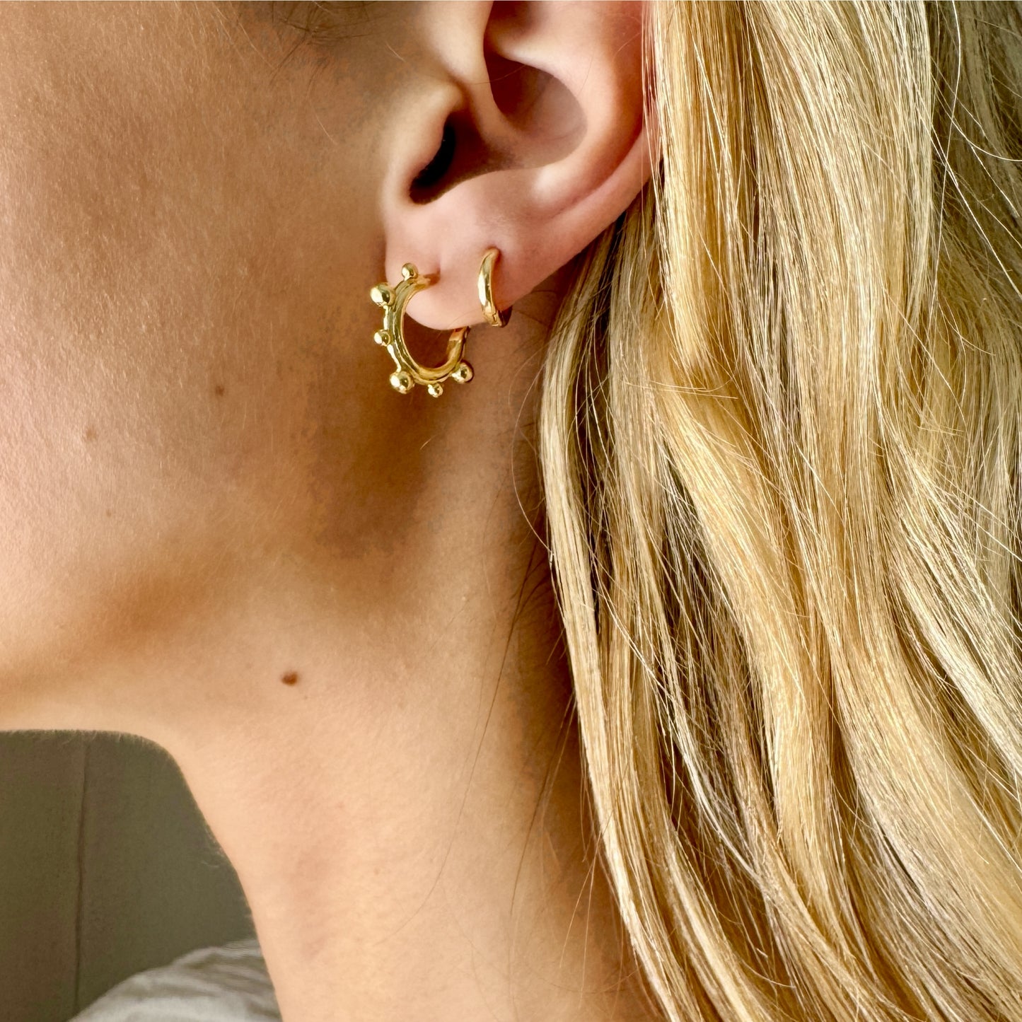 Ray Hoop Earrings