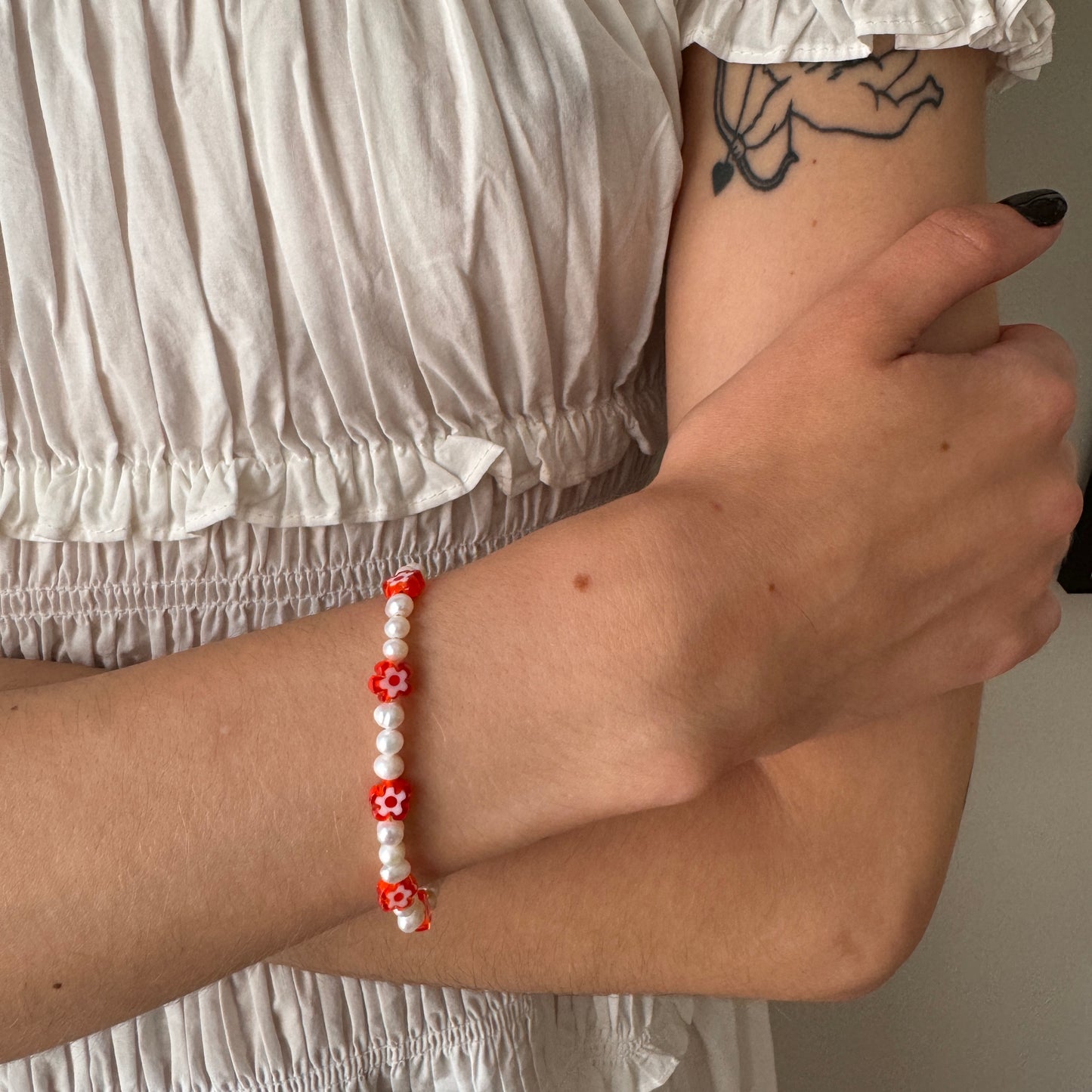 Leila Bracelet - Pop Red Flowers