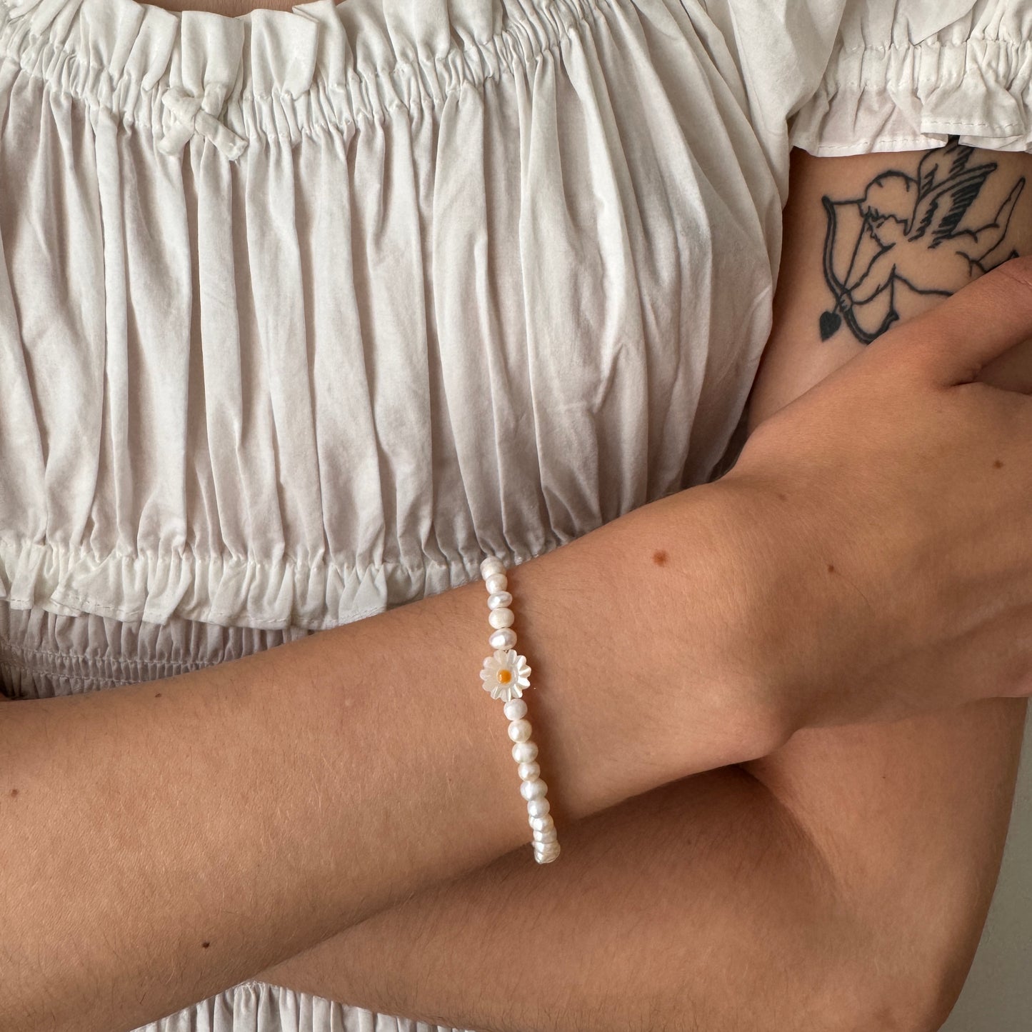 Daisy Pearl Bracelet
