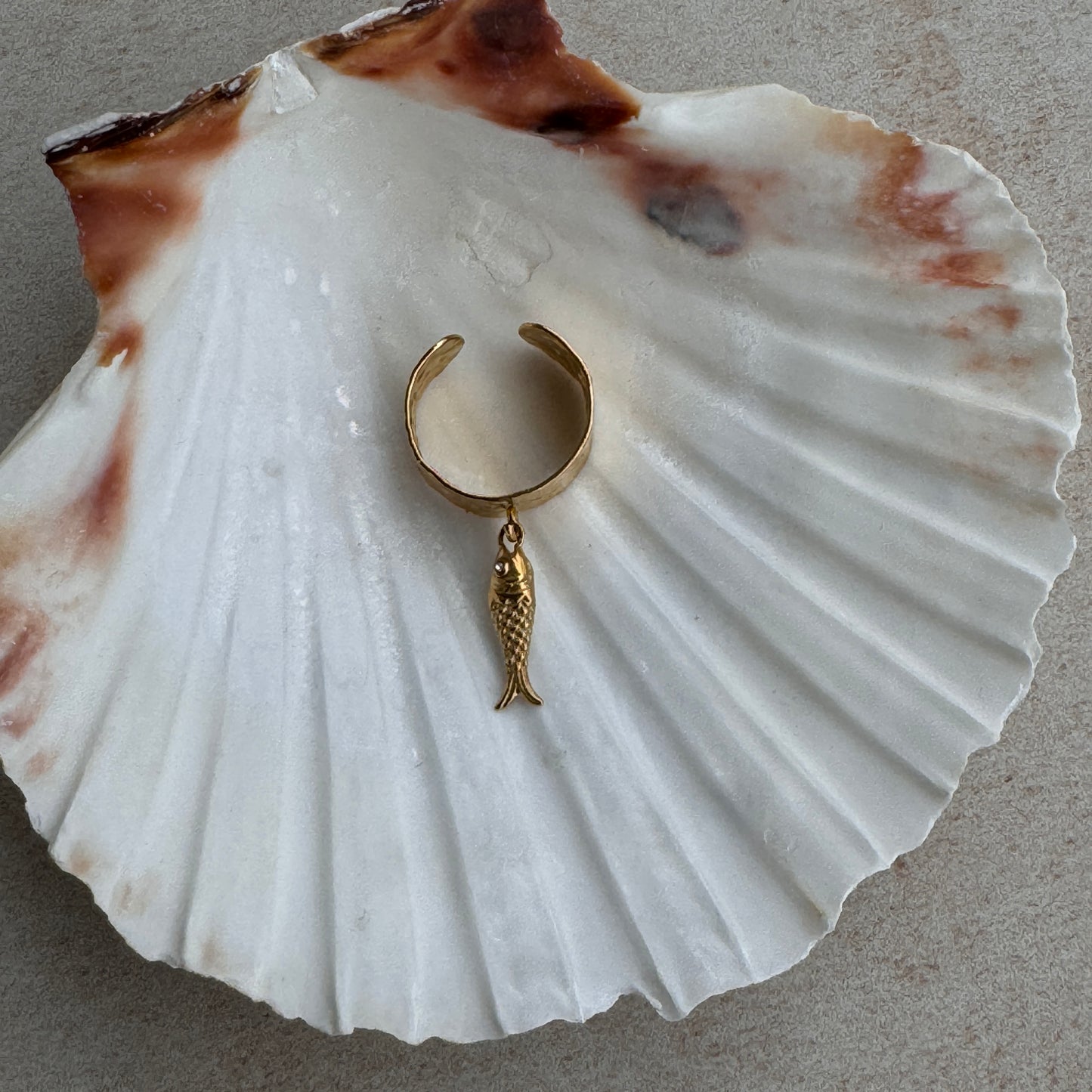 Fish Ring
