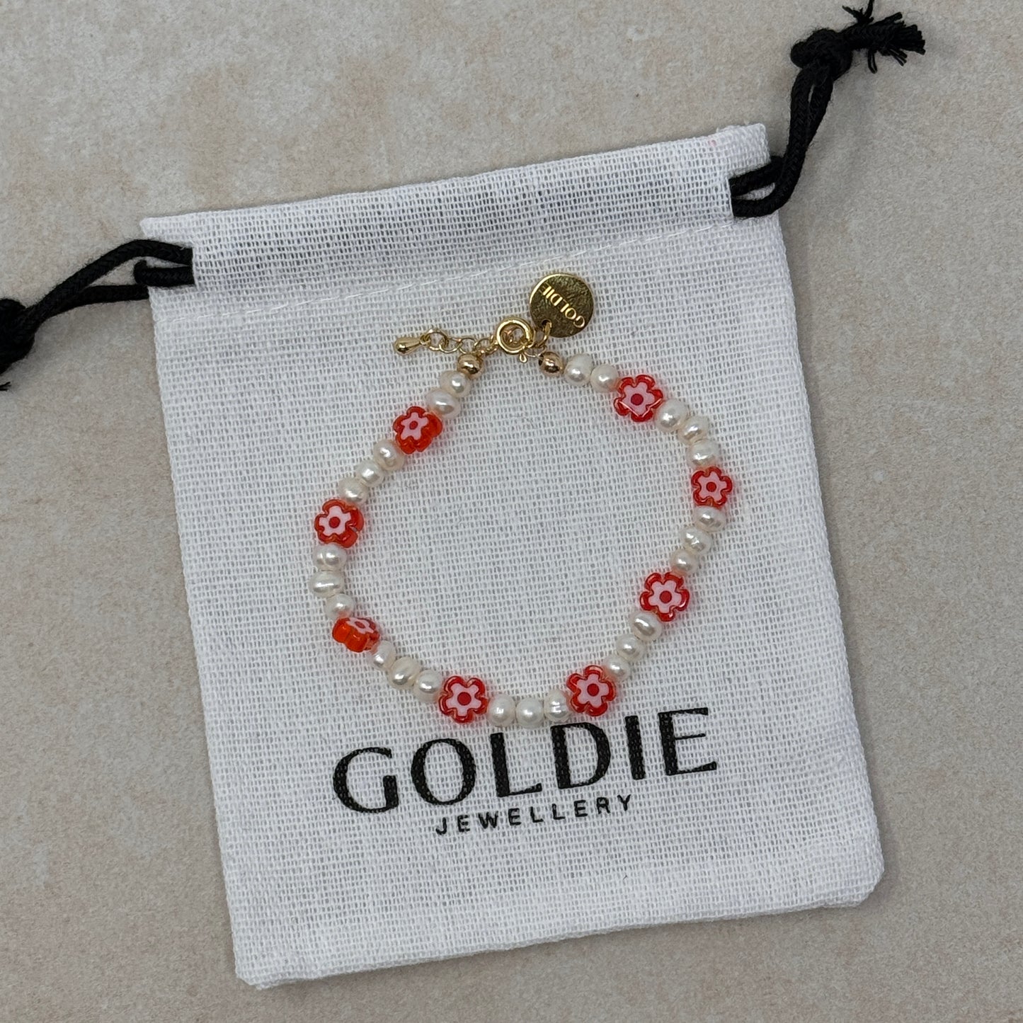 Leila Bracelet - Pop Red Flowers