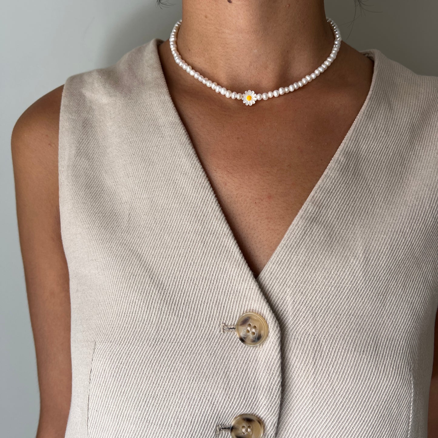 Daisy Pearl Necklace