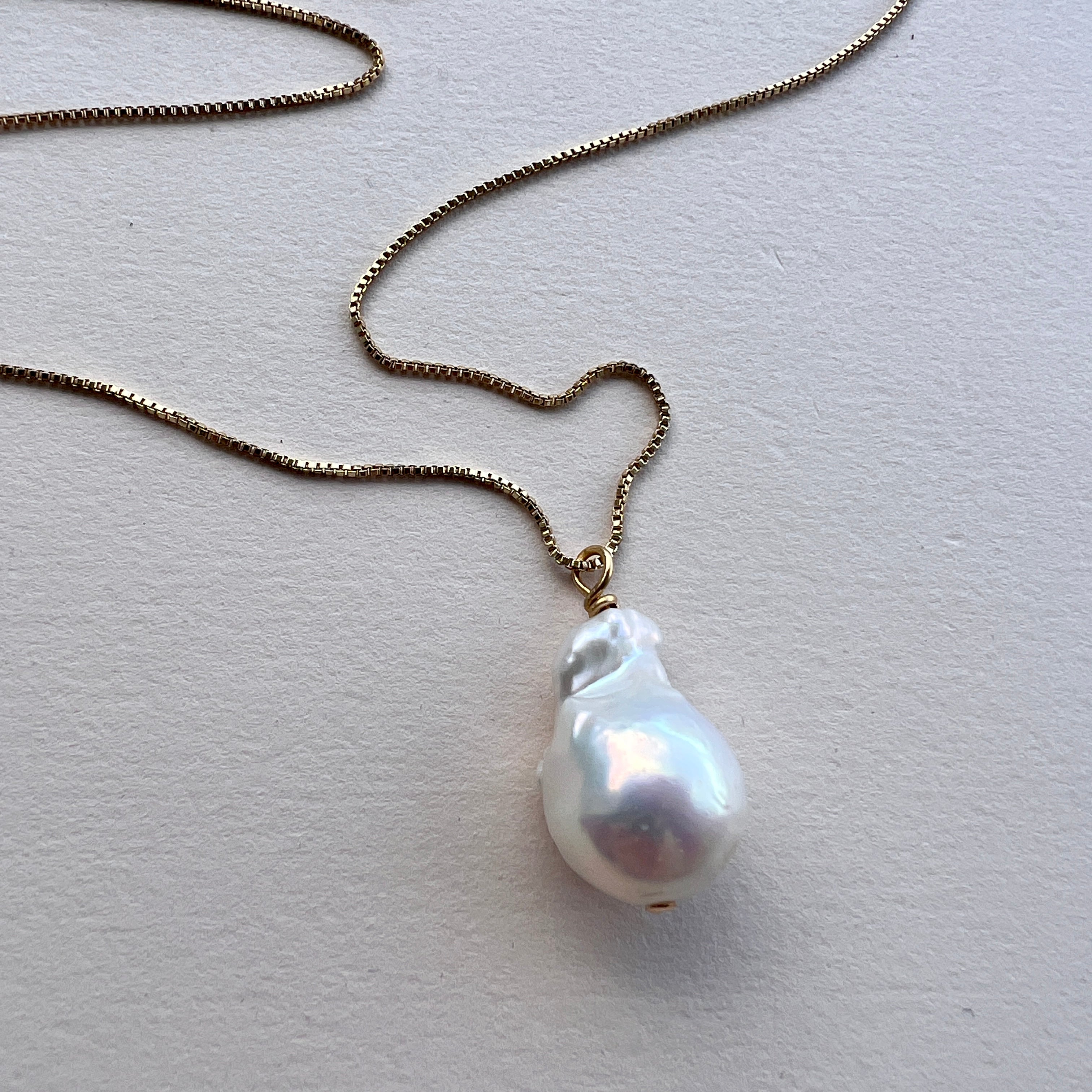 Baroque pearl clearance pendant