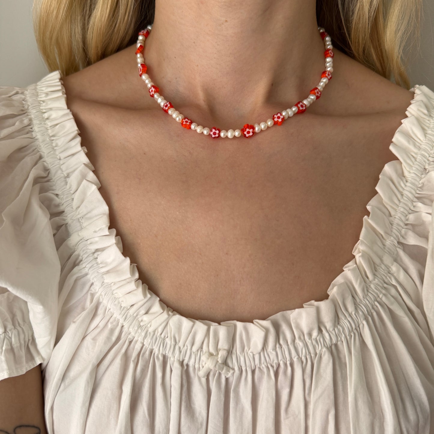 Leila Necklace - Pop Red Flowers